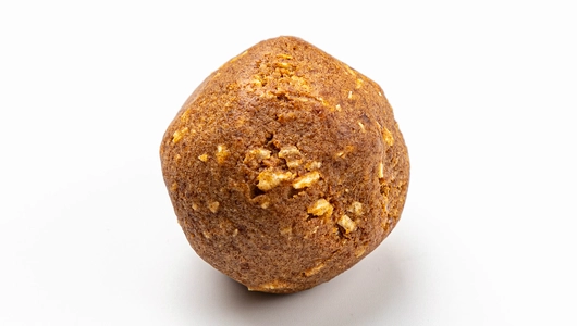 Конфета протеиновая с кокосом