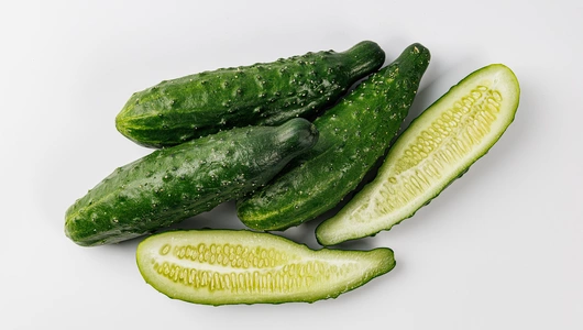 Огурцы среднеплодные, 600 г