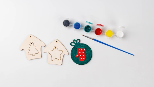 Чемоданчик с развлечениями "Новогодние поделки"