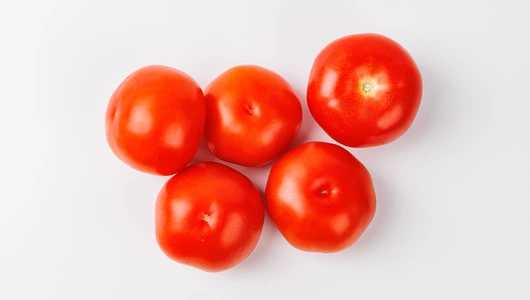 Томаты красные