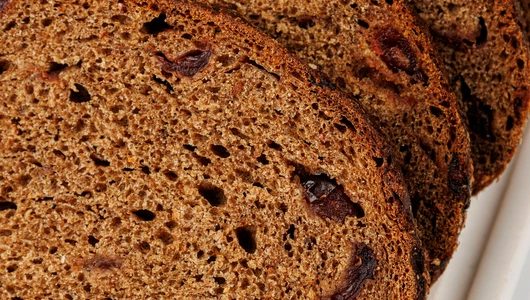 Хлеб "Заварной с клюквой", нарезка