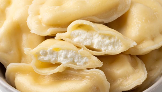 Вареники с соленым творогом Вареники с соленым творогом