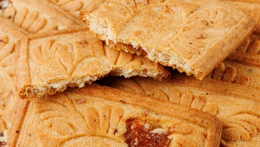 Печенье сахарное с изюмом