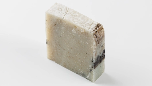 Мыло для рук и тела с глинами хвойным ароматом