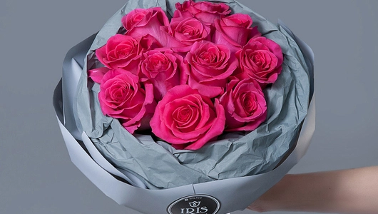 Монобукет 11 Роз Pink Floyd в крафте
