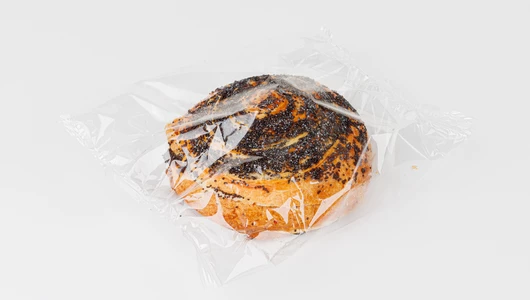 Улитка с маком и лимонным курдом, кафе