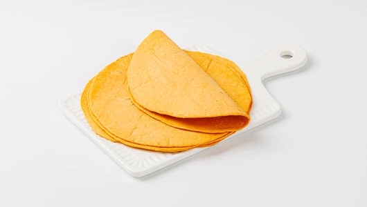 Тортилья с томатом и паприкой