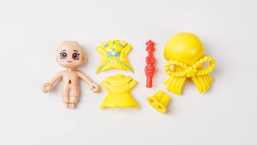 Яйцо с конструктором "куколка"