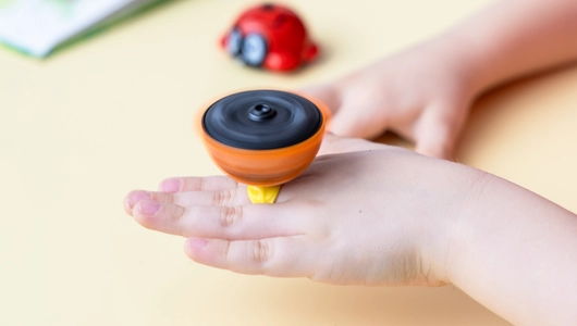 Машинка "Жук-волчок"