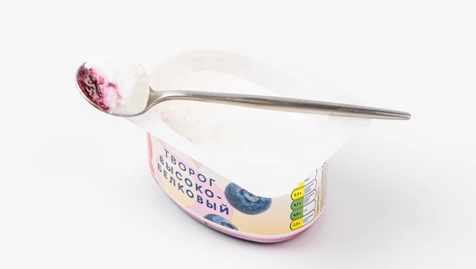 Творог мягкий "Малина-черника" высокобелковый 5,1%