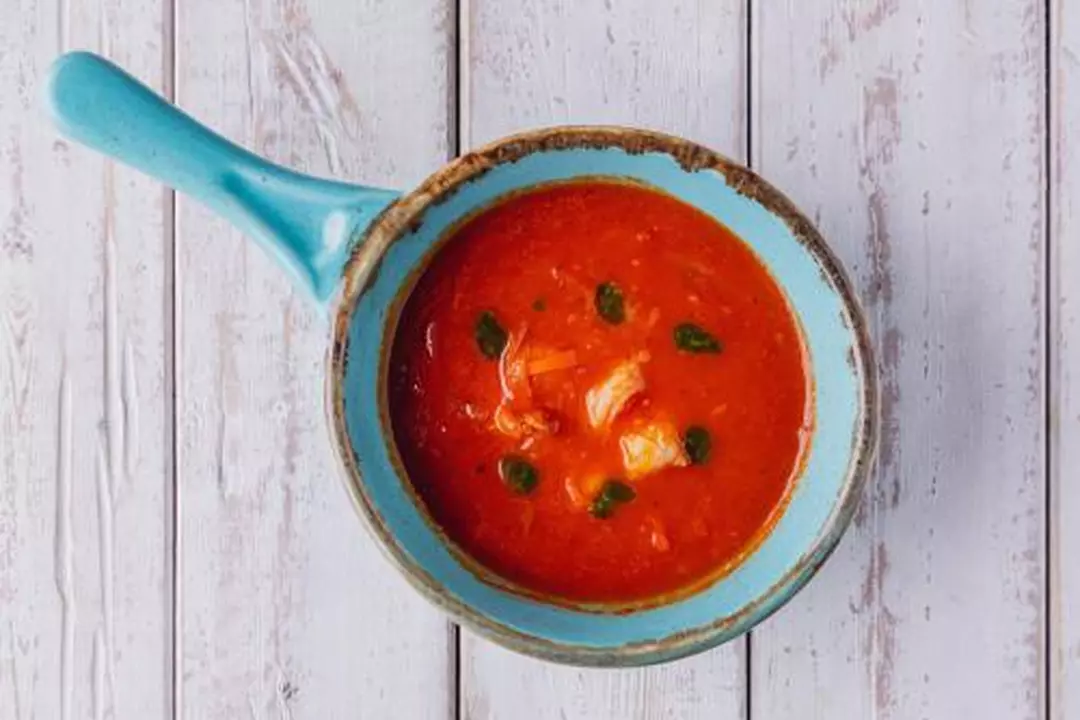 Итальянский томатный крем-суп с креветками