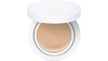Изображение товара Тональный кушон Missha Magic Cushion Moist Up тон 23, 15 г - увлажнение и тональный эффект