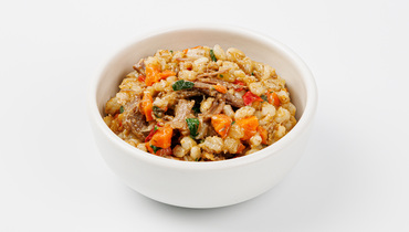 Изображение товара Каша перловая с тушёнкой и овощами, кафе