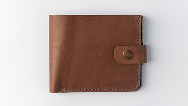 Изображение товара Кошелёк из натуральной кожи на застёжке, коричневый