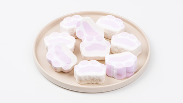 Изображение товара Маршмеллоу с ароматом черники от ВкусВилл - 340 г