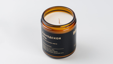 Изображение товара Ароматическая свеча 'Канадская ель' от ВкусВилл