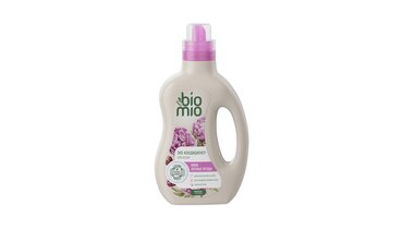 Изображение товара Экологичный кондиционер для белья BioMio Bio-Soft Пион Лесные ягоды, 800 мл
