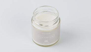 Изображение товара Ароматическая свеча ручной работы из кокосового воска с травяно-цветочным ароматом