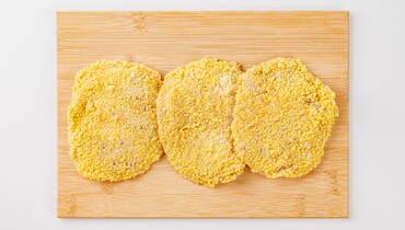 Изображение товара Шницель из мяса цыплят-бройлеров в кукурузной панировке