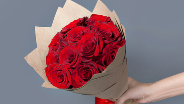 Изображение товара Монобукет из 11 роз Explorer - стильный и уникальный букет для особых случаев