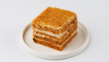 Изображение товара Веганское морковное пирожное ВкусВилл